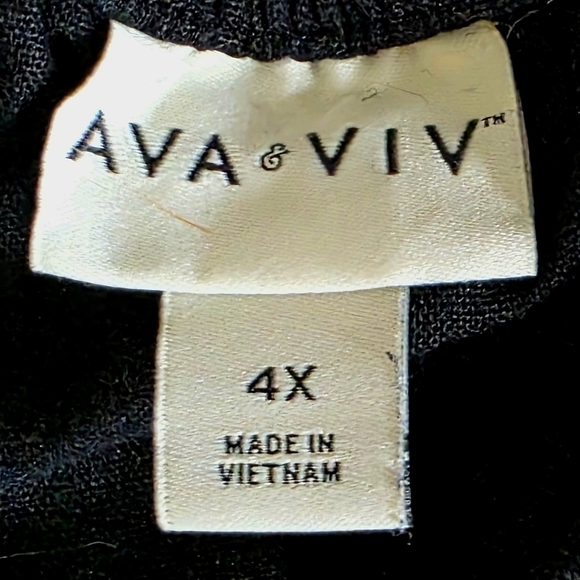 Women's Plus Size 4X Black Capri Jumpsuit with Ruffle Top Detail Off Shoulder - Picture 10 of 12